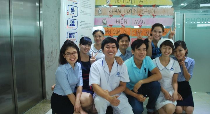 TÍCH CỰC THAM GIA CUỘC VẬN ĐỘNG HIẾN MÁU NHÂN ĐẠO