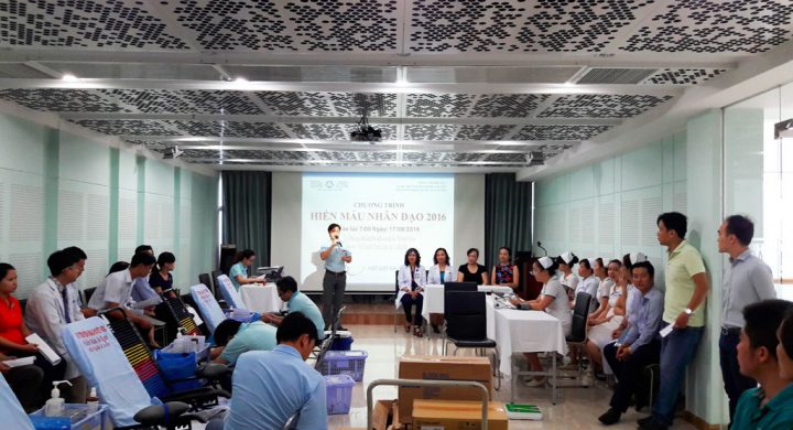 Hưởng ứng ngày hội hiến máu nhân đạo 2016