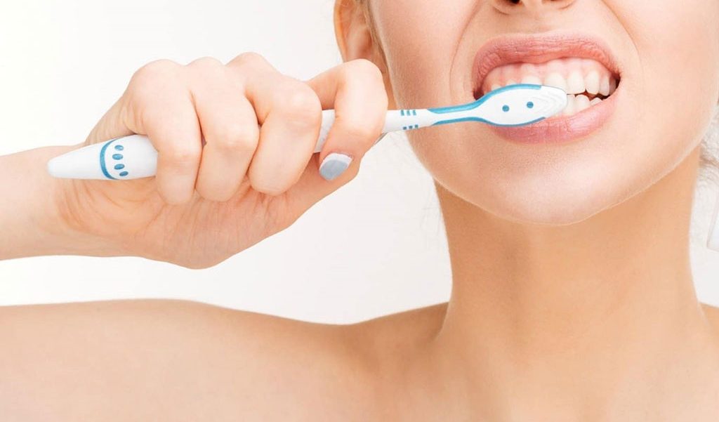 Đánh răng cũng làm tim chúng ta khỏe mạnh hơn