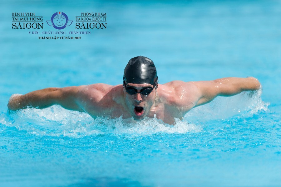Người hay bơi lội có khả năng cao mắc phải viêm tai ngoài
